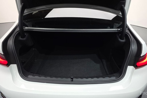 2022 BMW 3 серии с пробегом 65 312 км