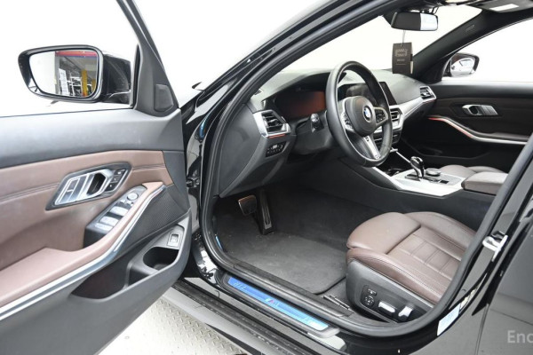 2022 BMW 3 серии с пробегом 32 064 км