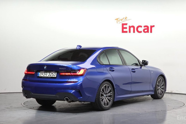 2021 BMW 3 серии с пробегом 22 278 км