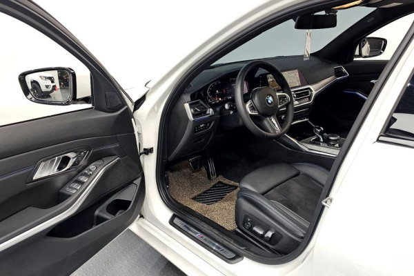 2021 BMW 3 серии с пробегом 30 340 км