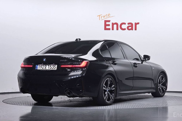 2023 BMW 3 серии с пробегом 42 048 км