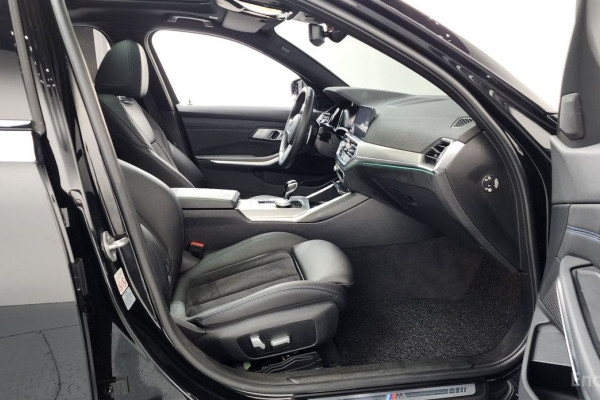 2022 BMW 3 серии с пробегом 49 206 км