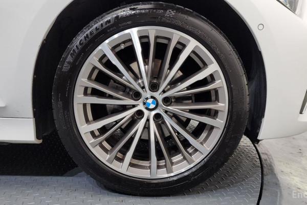 2022 BMW 3 серии с пробегом 34 597 км