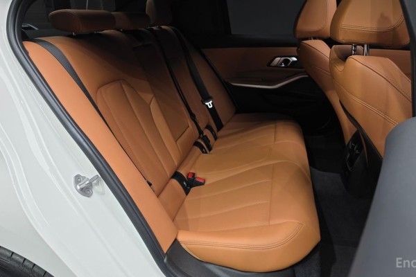 2023 BMW 3 серии с пробегом 20 008 км