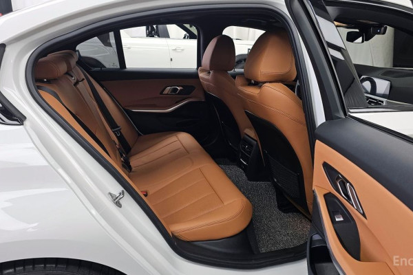 2022 BMW 3 серии с пробегом 20 496 км