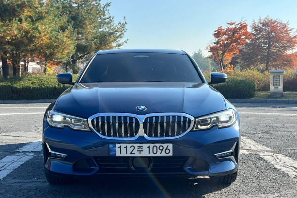 2022 BMW 3 серии с пробегом 39 011 км