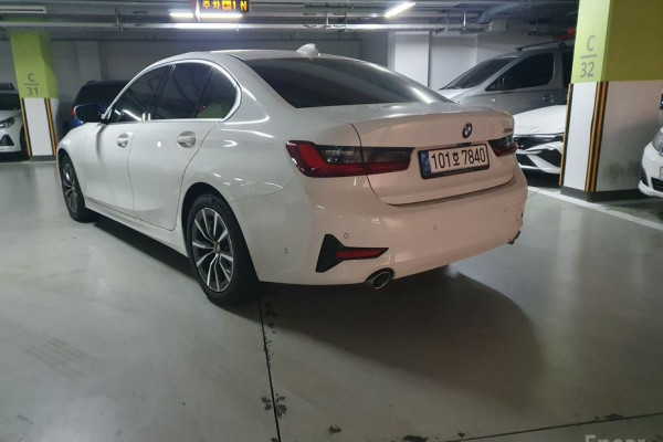 2021 BMW 3 серии с пробегом 45 957 км