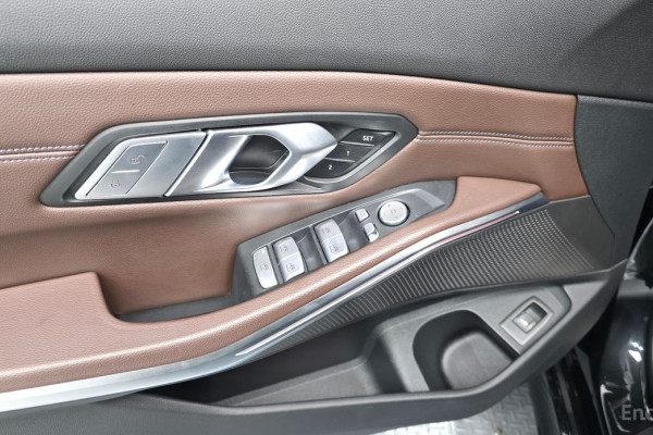 2022 BMW 3 серии с пробегом 54 229 км