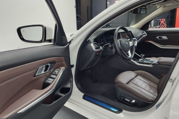 2022 BMW 3 серии с пробегом 49 141 км