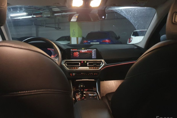 2021 BMW 3 серии с пробегом 45 957 км