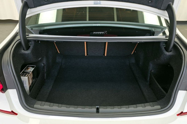 2022 BMW 3 серии с пробегом 20 496 км