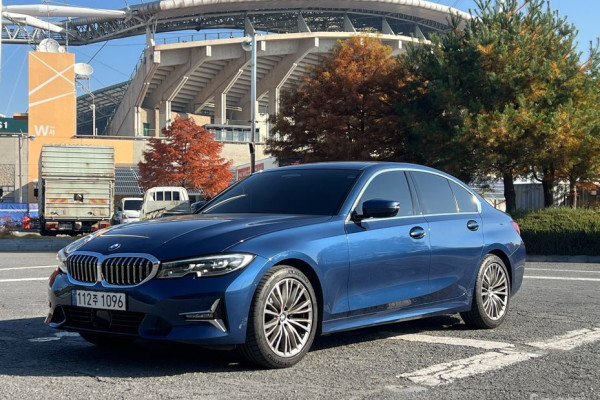 2022 BMW 3 серии с пробегом 39 011 км
