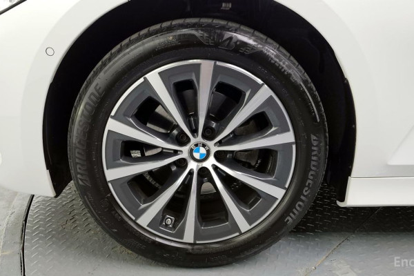 2023 BMW 3 серии с пробегом 33 920 км