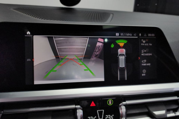 2022 BMW 3 серии с пробегом 49 141 км