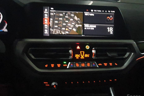 2021 BMW 3 серии с пробегом 45 957 км