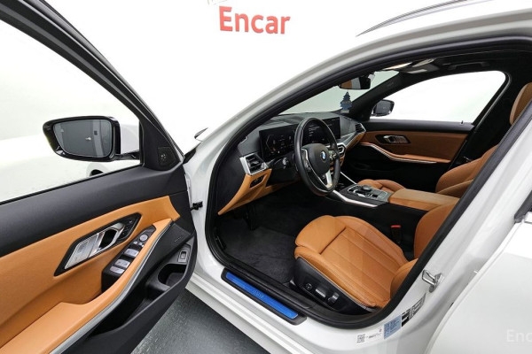 2023 BMW 3 серии с пробегом 33 920 км