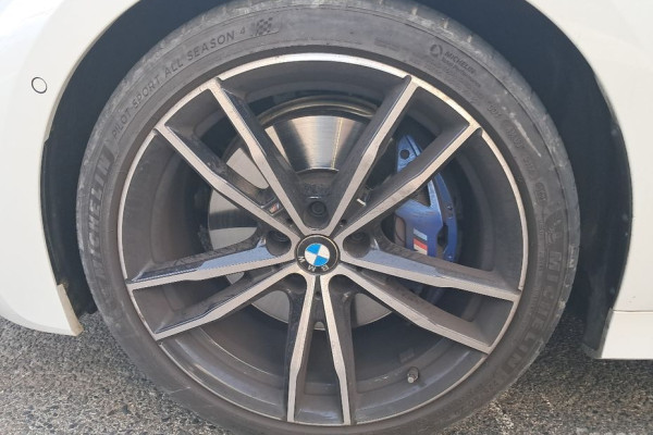 2022 BMW 3 серии с пробегом 32 750 км