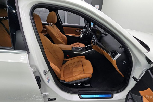 2023 BMW 3 серии с пробегом 33 920 км