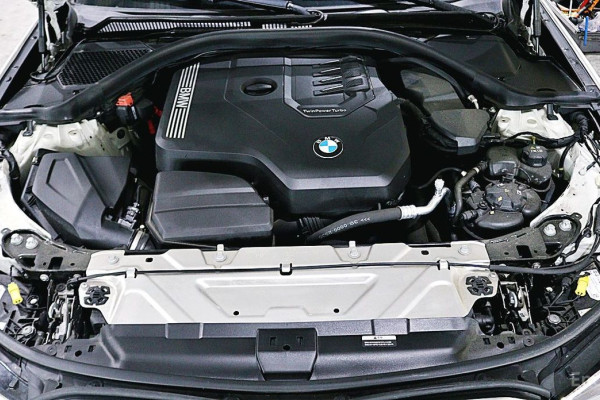 2023 BMW 3 серии с пробегом 25 508 км