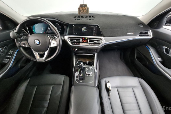 2021 BMW 3 серии с пробегом 63 391 км
