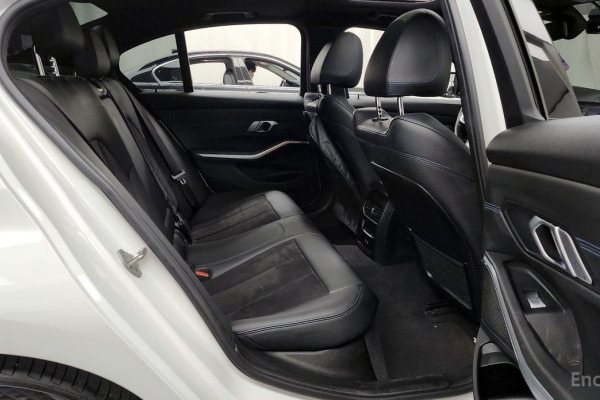 2021 BMW 3 серии с пробегом 85 021 км