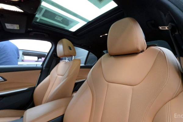 2023 BMW 3 серии с пробегом 49 825 км