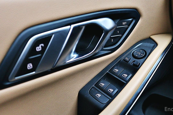 2023 BMW 3 серии с пробегом 25 508 км