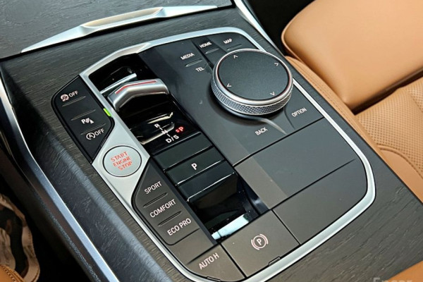 2023 BMW 3 серии с пробегом 13 097 км