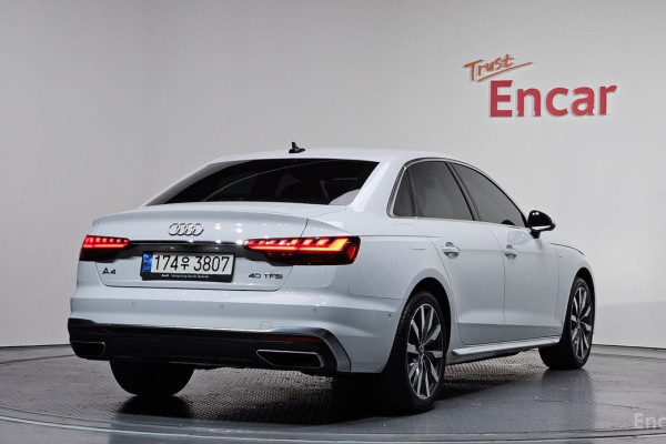 2022 Audi A4 с пробегом 40 780 км