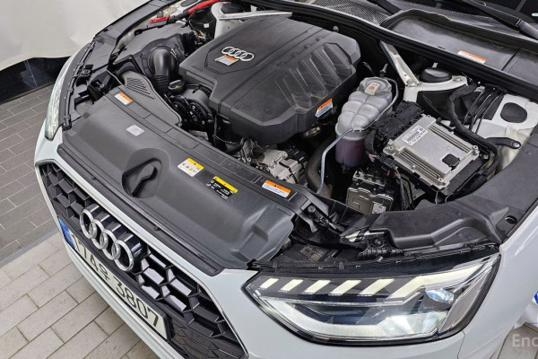 2022 Audi A4 с пробегом 40 780 км