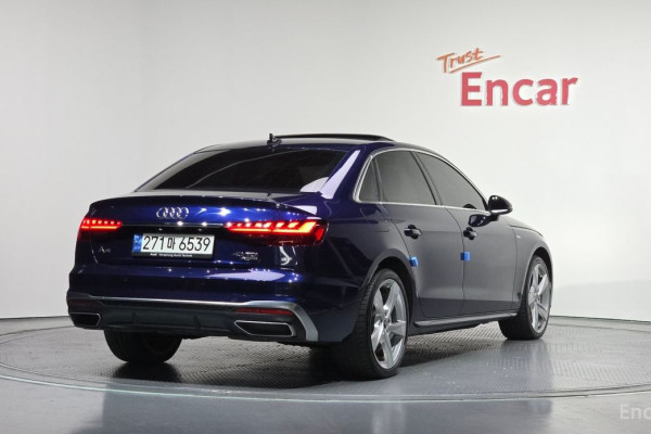2022 Audi A4 с пробегом 75 082 км