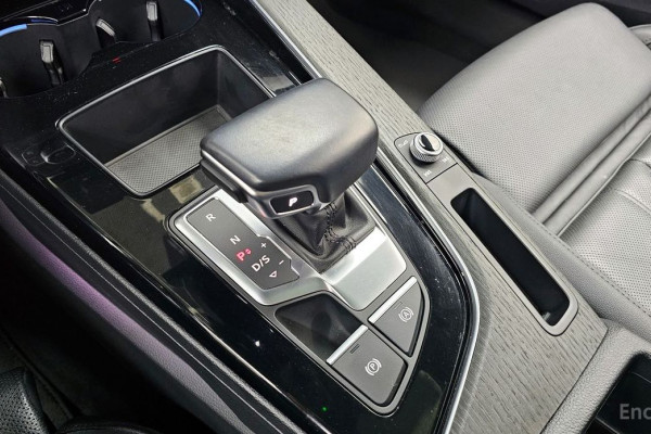 2022 Audi A4 с пробегом 40 780 км