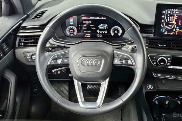 2022 Audi A4 с пробегом 40 780 км