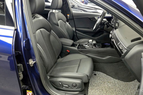 2022 Audi A4 с пробегом 75 082 км