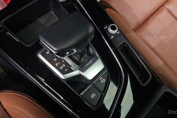 2022 Audi A4 с пробегом 34 944 км