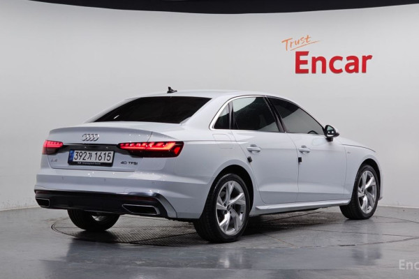 2021 Audi A4 с пробегом 23 017 км