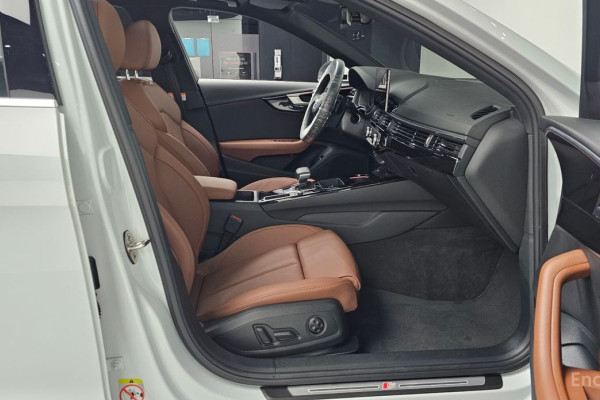 2021 Audi A4 с пробегом 23 017 км