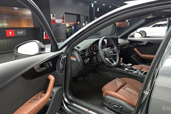 2021 Audi A4 с пробегом 38 803 км