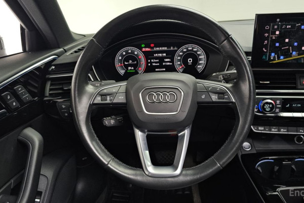 2021 Audi A4 с пробегом 33 690 км