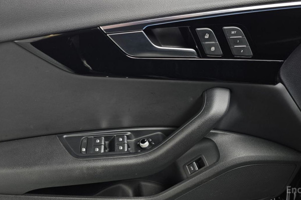 2021 Audi A4 с пробегом 33 690 км