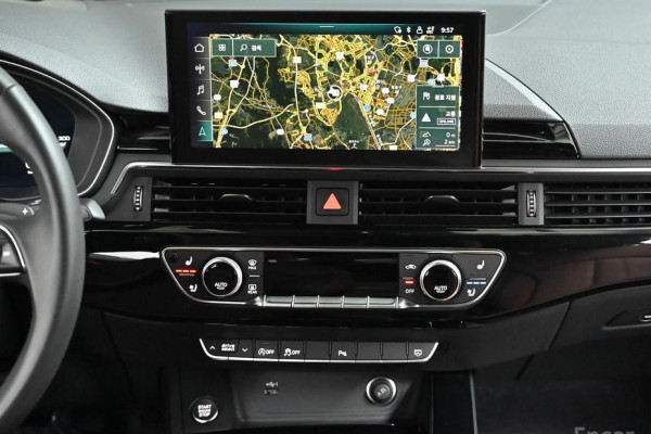 2022 Audi A4 с пробегом 21 366 км