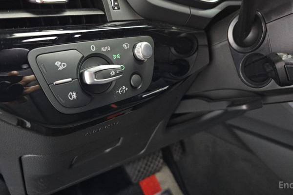 2021 Audi A4 с пробегом 33 690 км