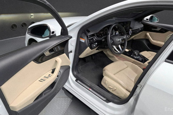 2022 Audi A4 с пробегом 78 271 км