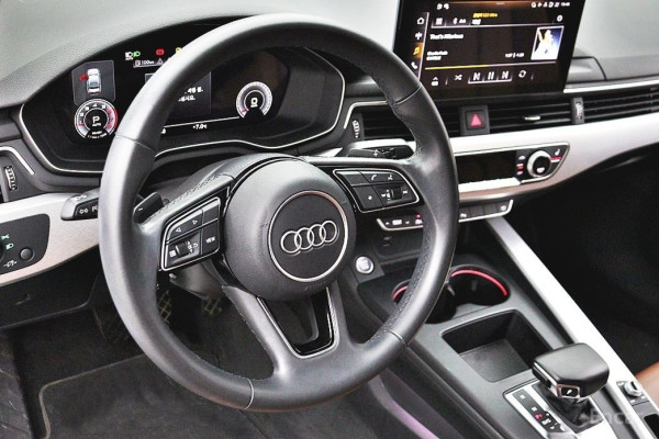 2021 Audi A4 с пробегом 28 447 км