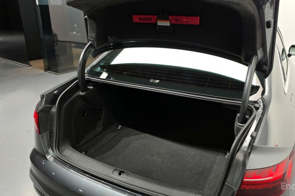 2021 Audi A4 с пробегом 38 803 км