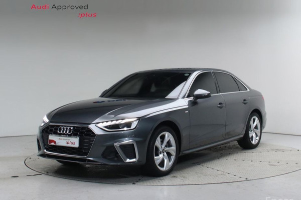 2022 Audi A4 с пробегом 21 366 км