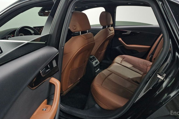 2021 Audi A4 с пробегом 21 655 км