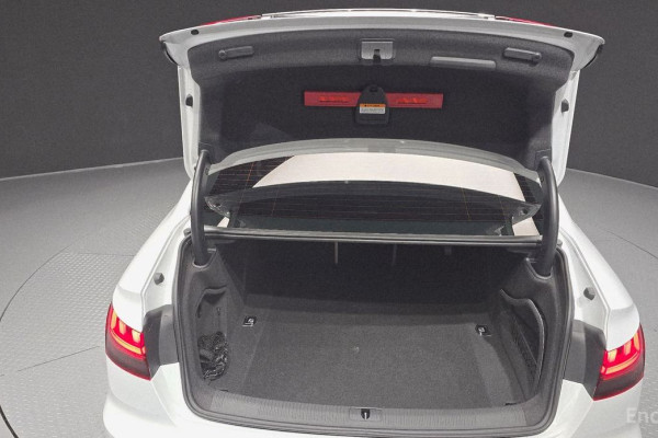 2022 Audi A4 с пробегом 78 271 км