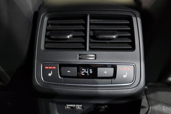 2021 Audi A4 с пробегом 65 621 км