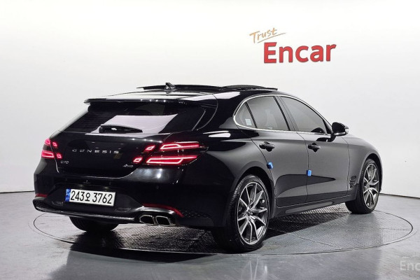 2022 Genesis G70 с пробегом 17 048 км